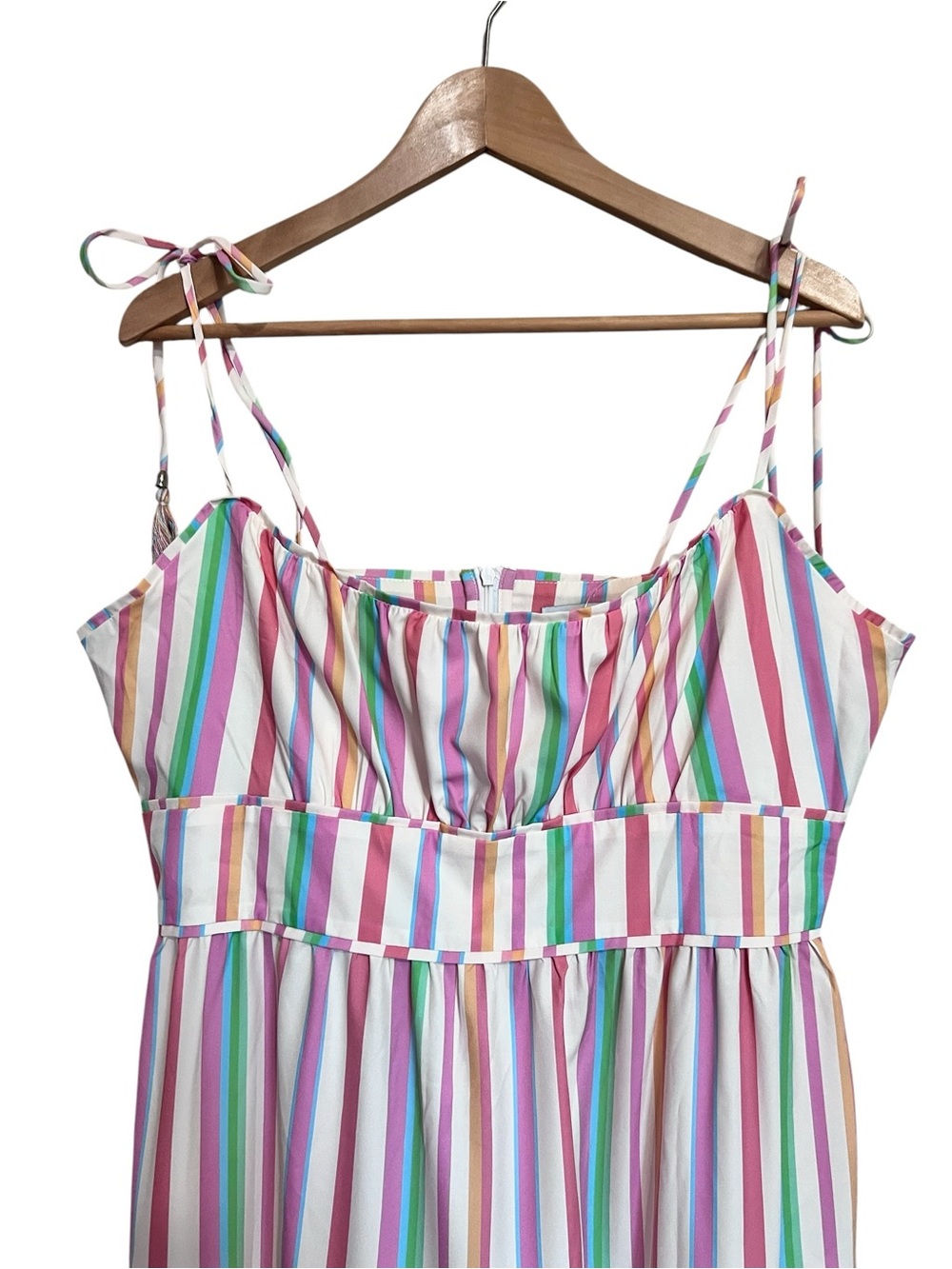 Chicwish Candy Stripe maxi dress with Pom Poms size Large - Picture 4 of 12